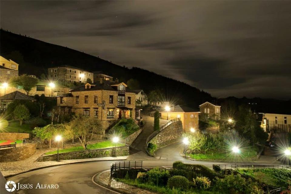 Apartamentos Rurales Tin Turismo Santa Eulalia de Oscos Extérieur photo