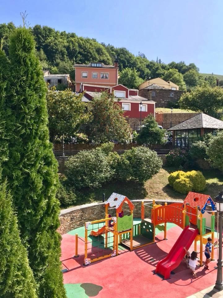 Apartamentos Rurales Tin Turismo Santa Eulalia de Oscos Extérieur photo